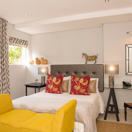โฟร์ โรสมีด บูติคโฮเต็ล Hotel เคปทาวน์ ภายนอก รูปภาพ